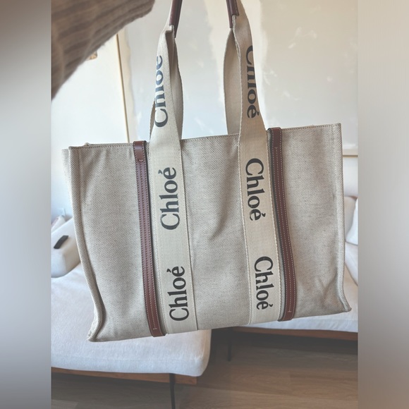 Chloe large woody tote bag in linen, cream with brown leather detail - Picture 1 of 11